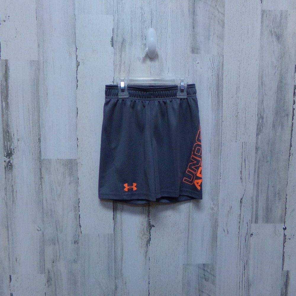 Under Armour size 4 boys shorts